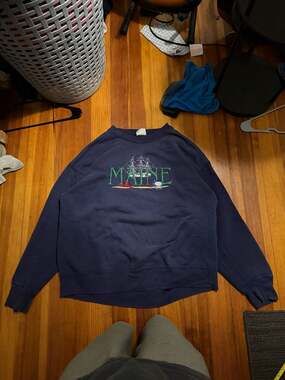 Vintage Top Threads Maine Nautical Embroidered Navy Blue Crewneck Sweatshirt